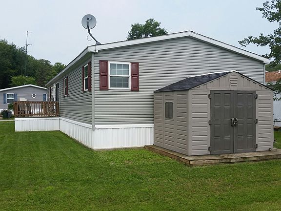2nd image of 115 Hidden Valley Dr