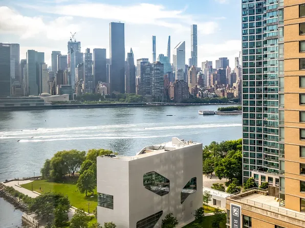 4-74 48th Ave APT 17F, Queens, NY 11109