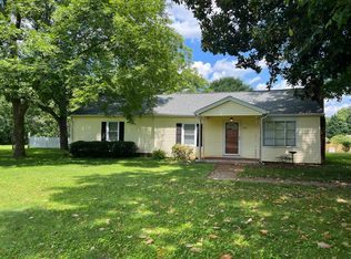 1744 Kelly Rd, Mount Holly, NC 28120