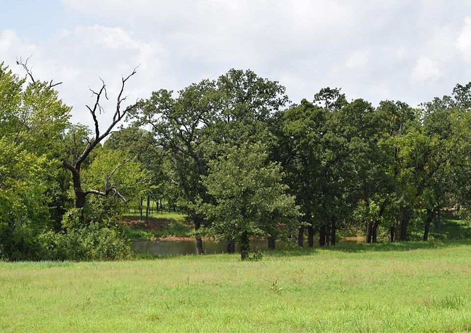 1st image of Greystone Dr