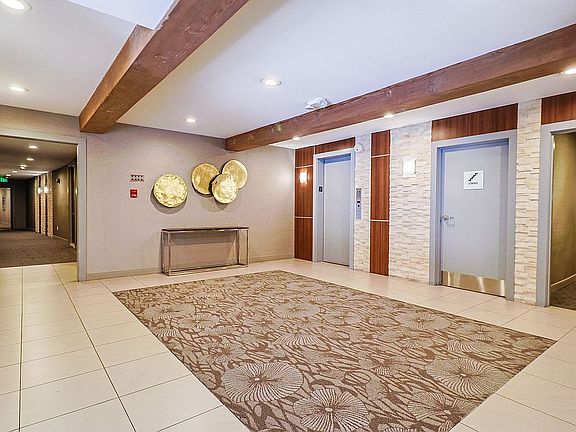 4th image of 836 S Bundy Dr APT 209
