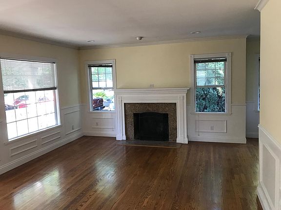 4th image of 723 Madison Ave