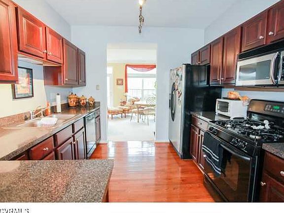 4th image of 11467 Abbots Cross Ln