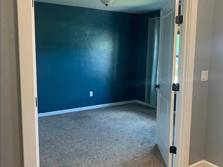 530 Saint Augustine Dr — Photo 8