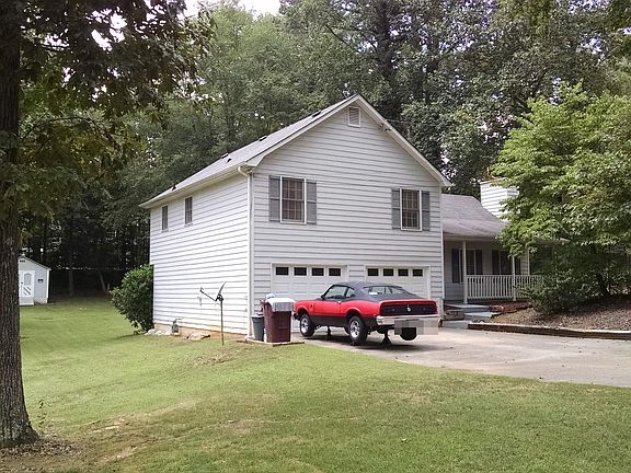 2nd image of 4951 Olde Mill Dr