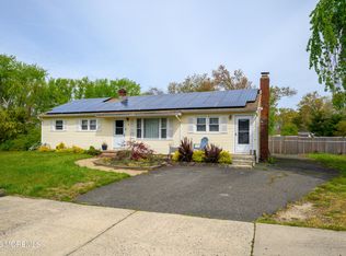 2 Lawrence Avenue, Howell, NJ 07731
