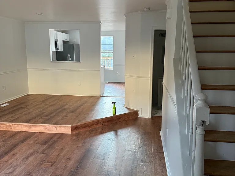 18947 Snow Fields Cir — Photo 2