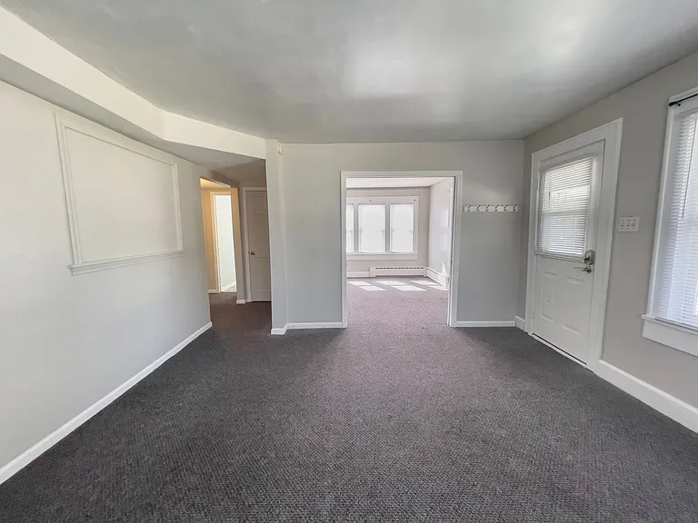 210 S Nichols Ave — Photo 9