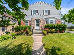 112 4th St, Stamford, CT 06905