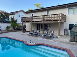 5322 Soledad Mountain Rd, San Diego, CA 92109
