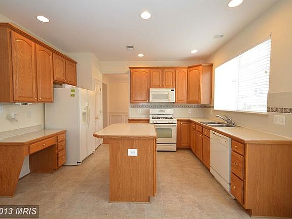 2nd image of 44212 Navajo Dr