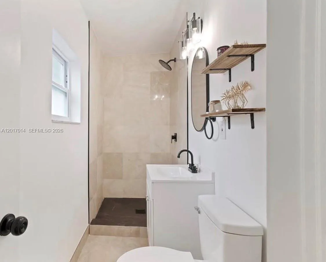 Stephen Manor — Photo 4