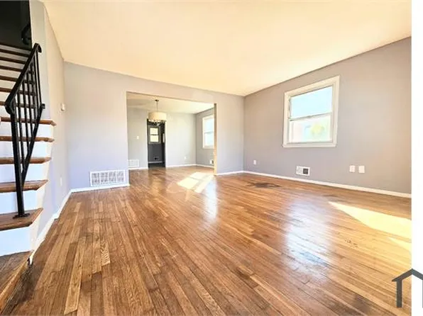 5641 Arnhem Rd, Baltimore, MD 21206