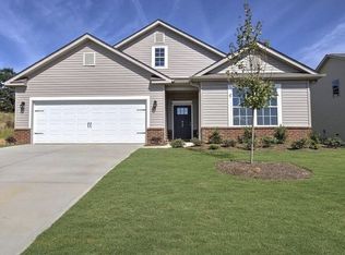 612 Highgarden Ln, Boiling Springs, SC 29316