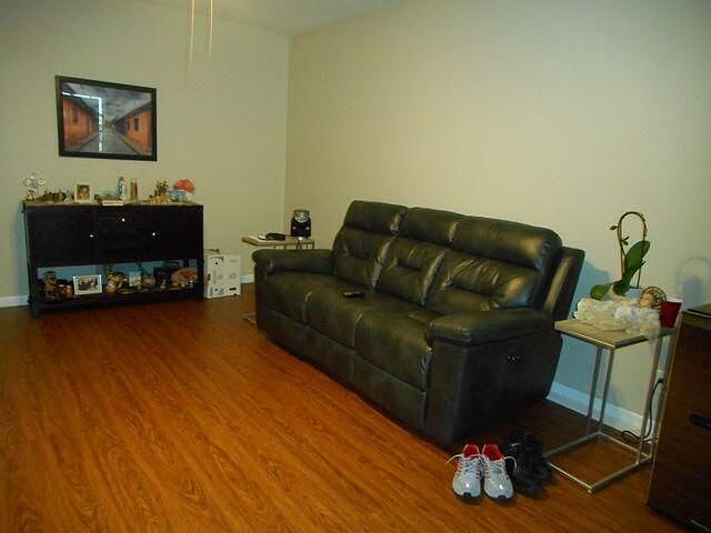 2nd image of 138 Salisbury E #F