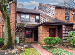 1124 Bartlett Rd #145, Wayne, PA 19087