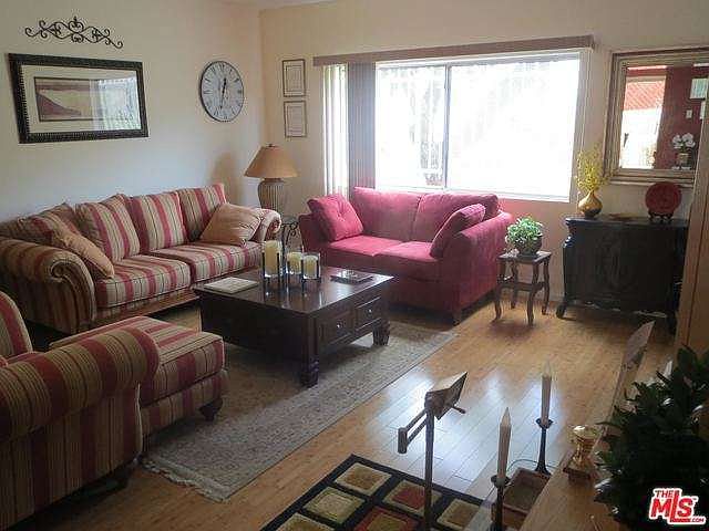 1st image of 1330 Yale St APT 3