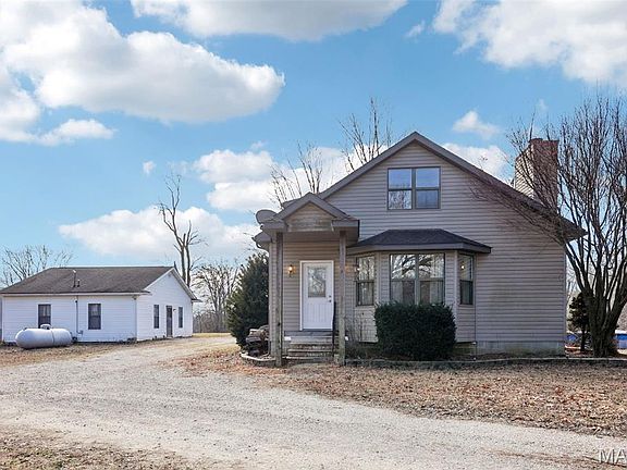 2nd image of 8602 E Kirsch Rd