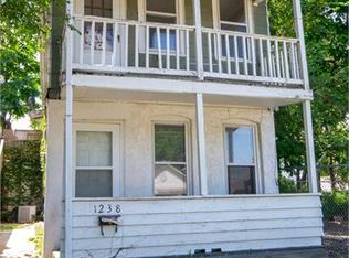 1238 S 15th St #1, Omaha, NE 68108