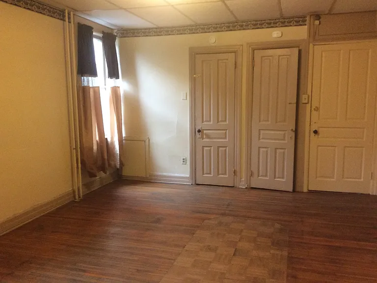 303 E King St #2 — Photo 11