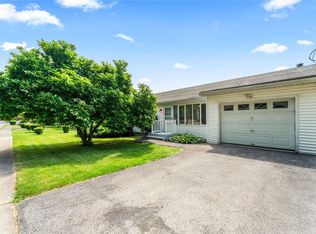 15 Pierces Rd, Newburgh, NY 12550