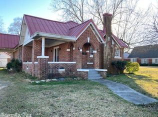 107 W Church St, Warren, AR 71671