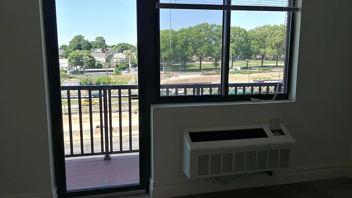 Rented by Winzone Realty Inc | media 18