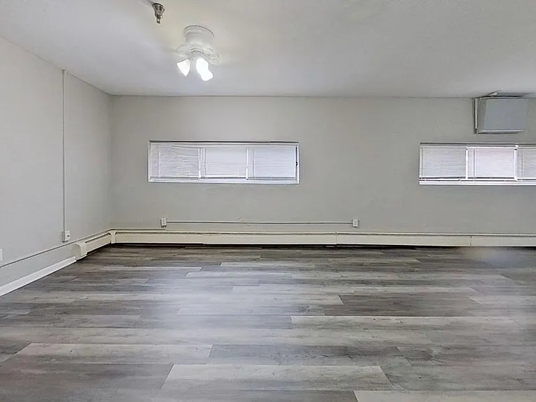 Nicollet Avenue Apartments — Photo 14