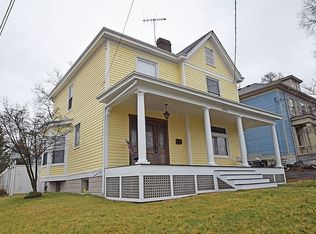 5512 Montgomery Rd, Cincinnati, OH 45212