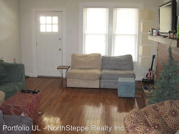 5th image of 2567 Indianola Ave #2878140