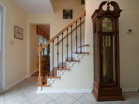 4th image of 1164 Forestland Dr