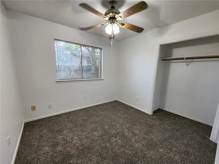 7833 Impala Dr — Photo 6