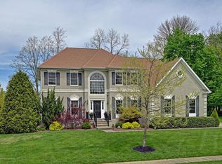 5 Stream Bank Dr, Freehold, NJ 07728