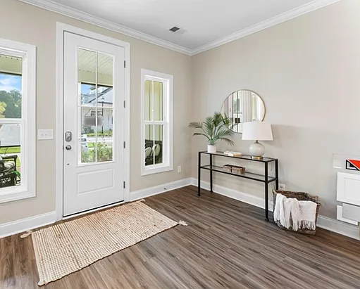 3 bed, 2.5 bath, 1716 sqft, $2,800 — Photo 2