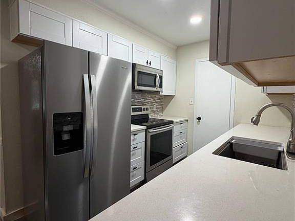 5th image of 5805 N 28th Ln