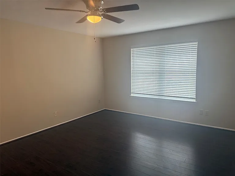 7589 Cambridge St #A — Photo 14