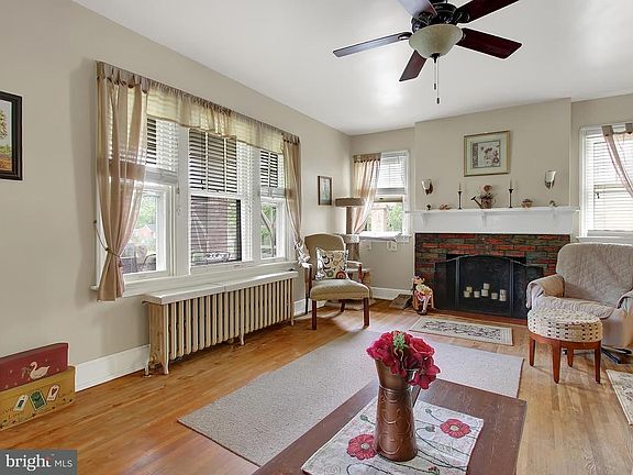 5th image of 1309 Virginia Ave