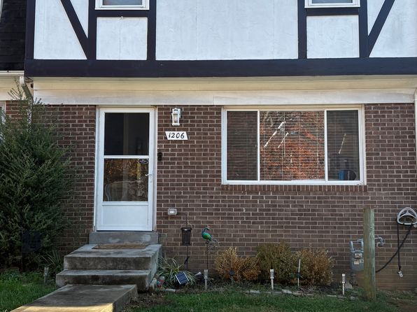 1206 Thomas Jefferson Pl