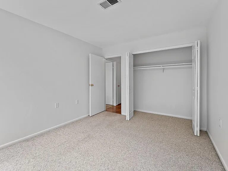 4420 Briarwood Ct N #25 — Photo 15