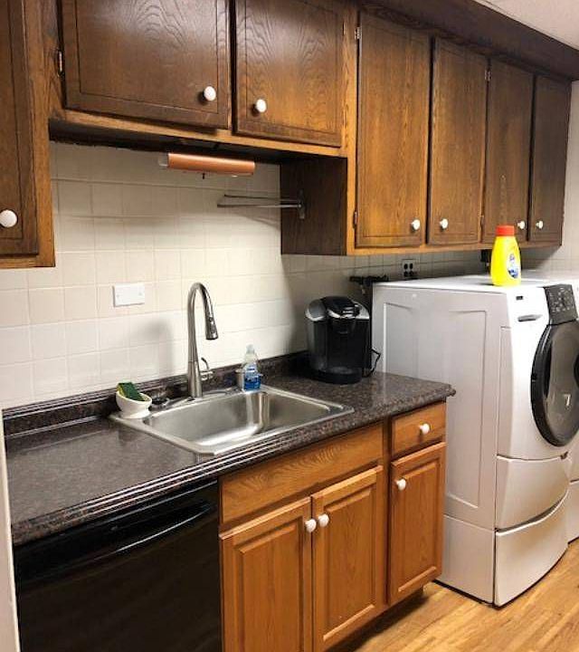 1st image of 0 King St