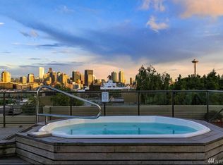 1504 Aurora Ave N APT 307, Seattle, WA 98109