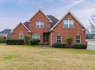 1000 Lily Ann Ct, La Vergne, TN 37086