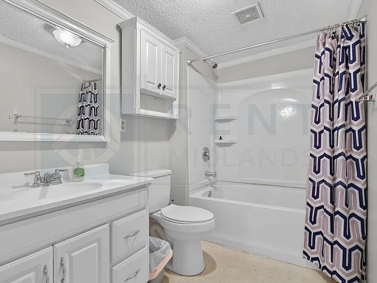 521 Georgia St — Photo 15