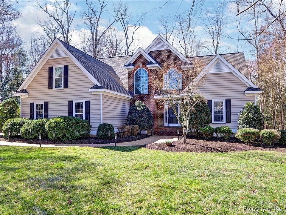 1st image of 147 Lakewood Dr