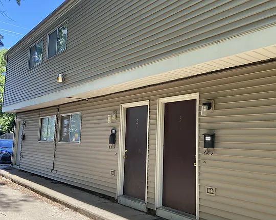 2nd image of 922 Tennessee St APT 1