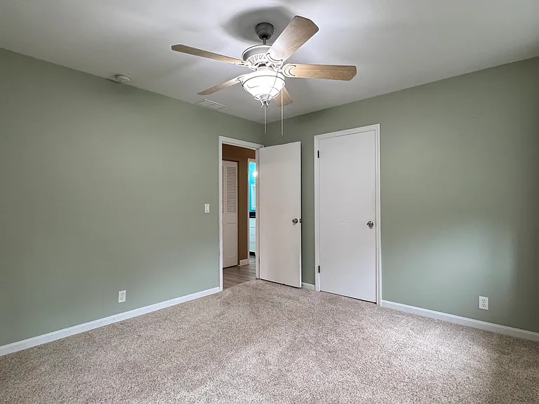 1630 S Walnut Ln — Photo 14