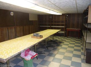 516 East St, Jonesville, MI