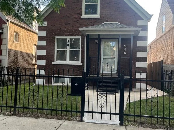 (undisclosed Address), Chicago, IL 60651