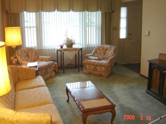 3rd image of 678 King Ave