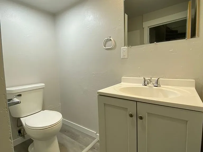 546 Ceape Ave — Photo 9